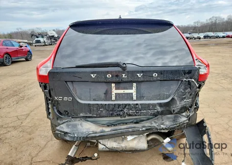 2010 Volvo Xc60 T6 from USA, damaged, VIN YV4992DZ5A2028171